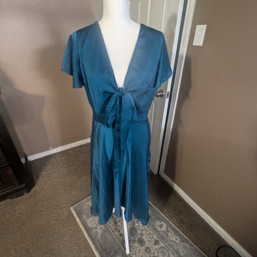 Ladies tie in front dress